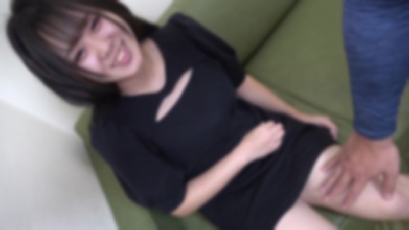 19歳美乳大学生。随着时代进步好色的妹子也增加了？